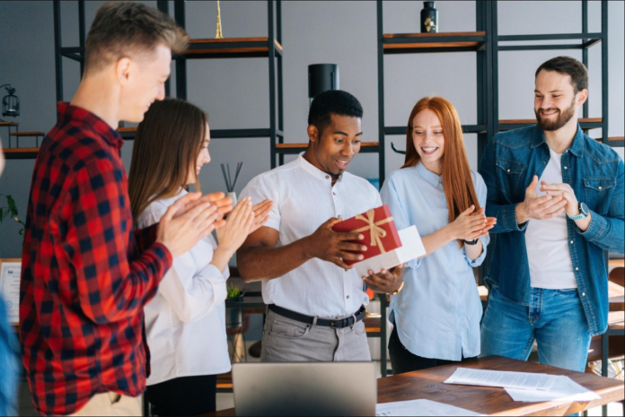 How Indian HR Teams Are Rethinking Gift Timing — And Why Quarterly Beats Annual